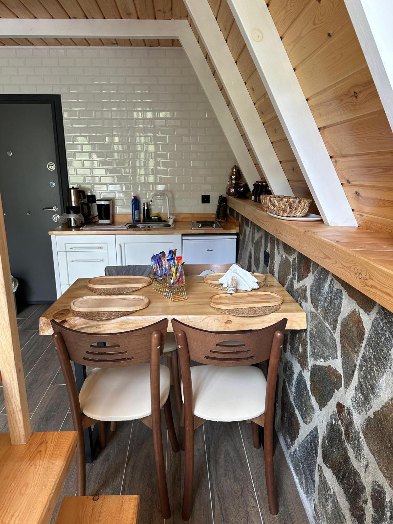 Ruby Bungalov Dogal Yasam Evleri Bed & Breakfast Pazar  Exterior foto